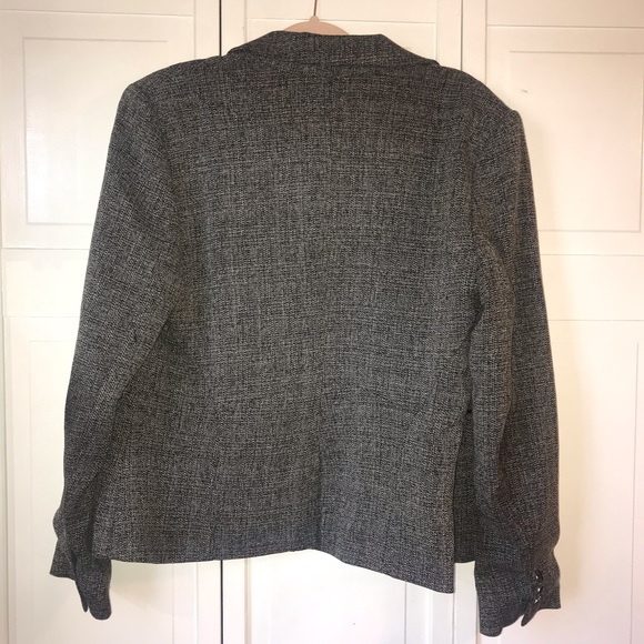 New York & Company Office Suit Blazer, size 12 - Picture 6 of 6